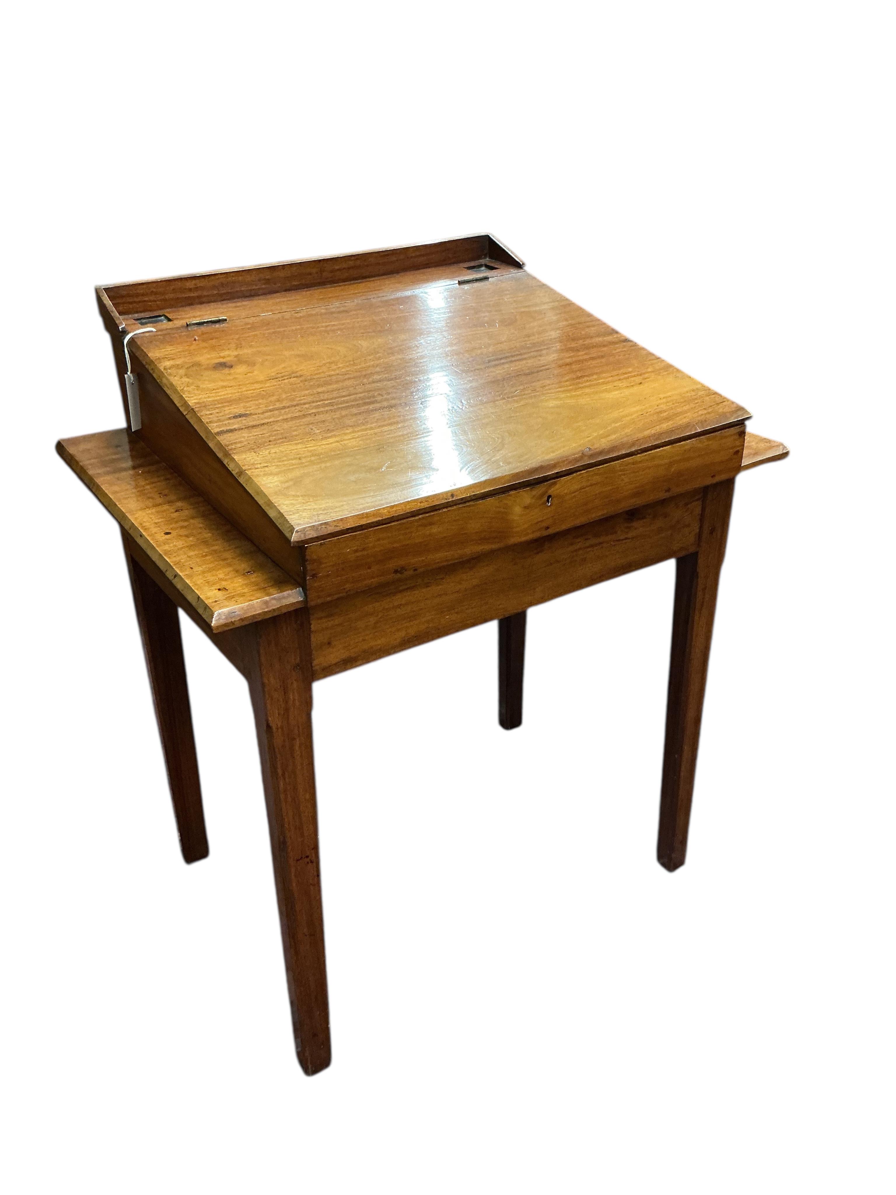 An early 20th century mahogany clerk's desk, width 80cm, depth 57cm, height 98cm